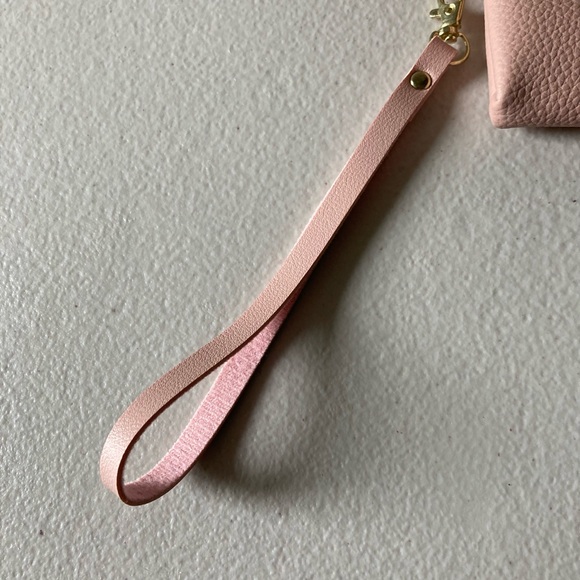 Wallet Small Pink Purse Michelle Engraved New with Tag Zipper Compartment - Picture 6 of 9